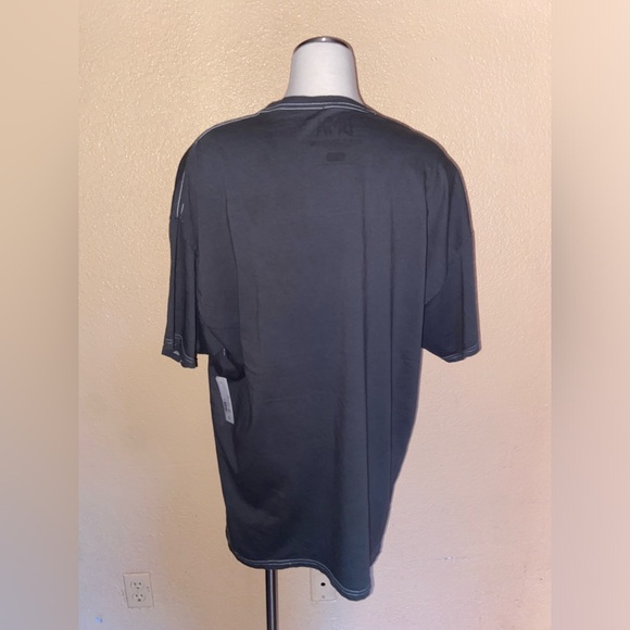 🌻 NWT DMX Graphic T - Picture 3 of 3